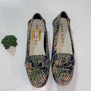 Anne Klein Vibrant Patterned Loafers Leather Upper Size 10M US